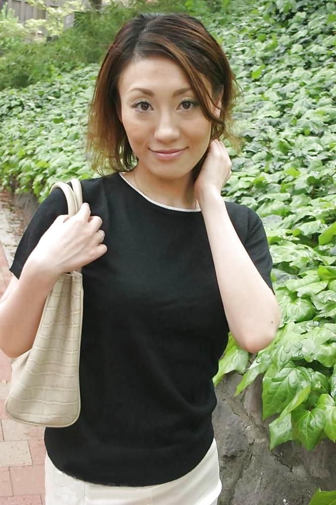 25P Asian woman 11