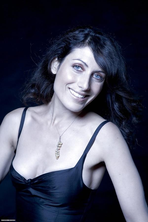 25P Lisa Edelstein aka Dr. Lisa Cuddy 4th