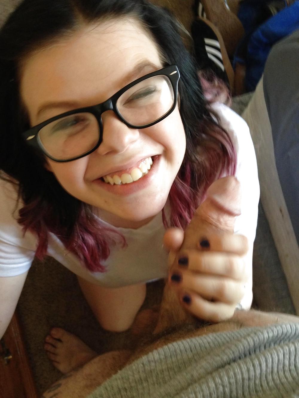 16P Nerd facials make her smile