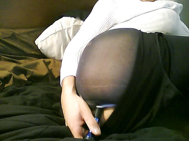 14P Tranny stuffs ass and squirts
