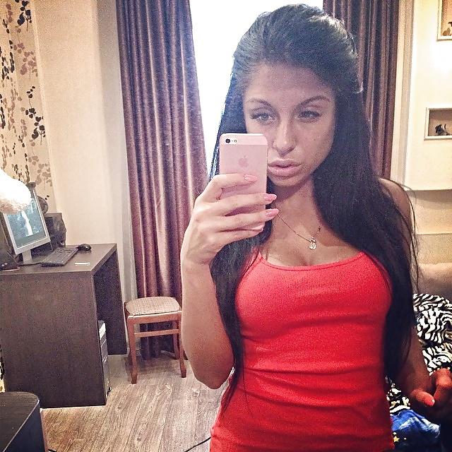 22P Sexy Ukrainian Girl