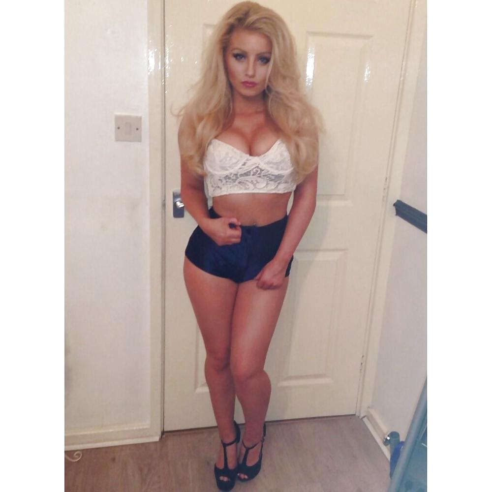 25P UK University Students 2014