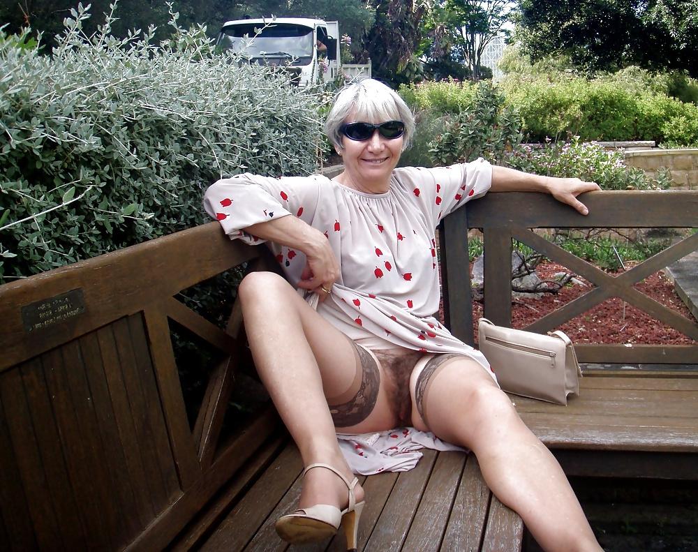 25P Real Wives Housewives Grannies - Mature BBW Cum
