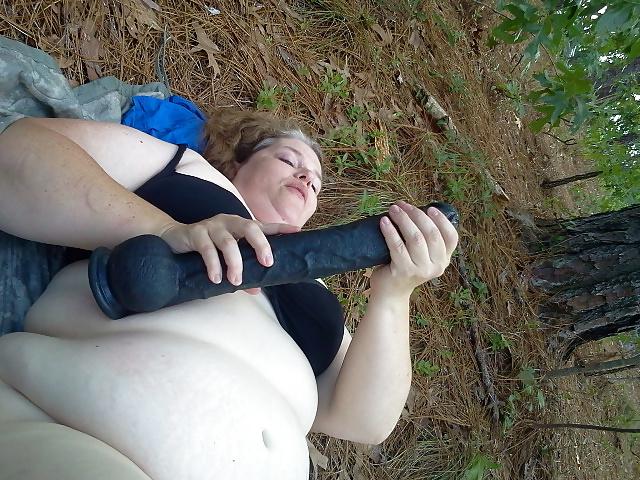 25P Bbw granddaughter of a klansman and a big black dildo