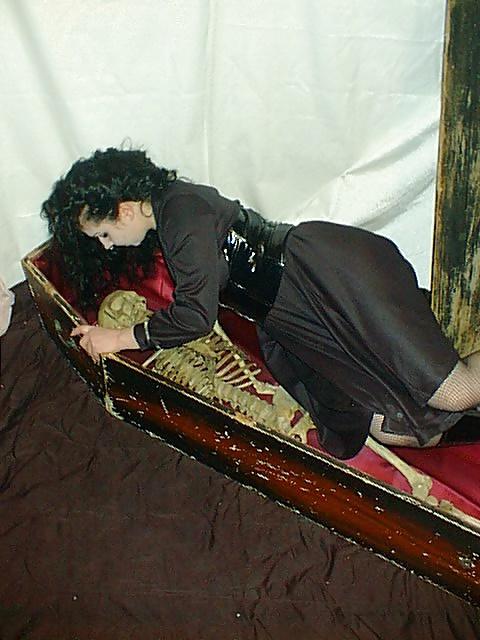 25P Anastaisa (5) Coffin (Gothic Alt. Punk Girl) 