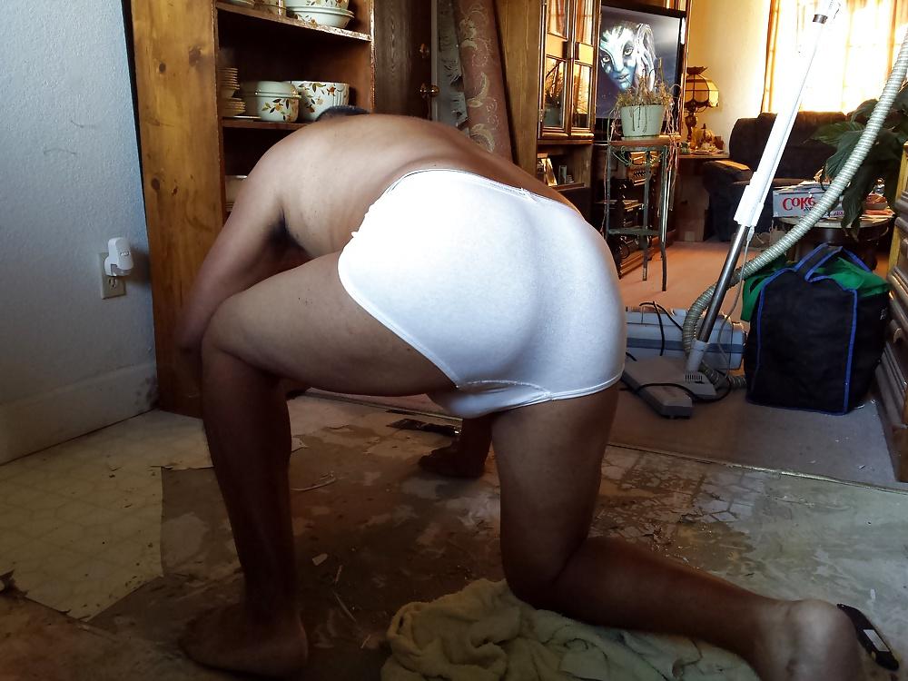21P ... working on kitchen floor... 