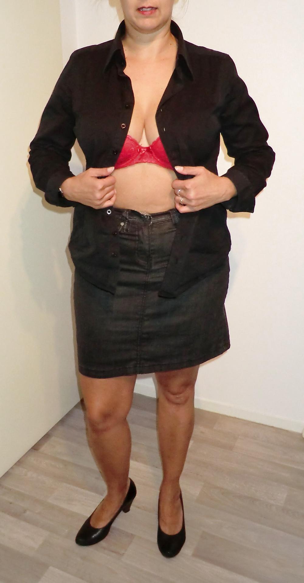 8P In Decent Red Lingerie & Heels - upskirt - pantie