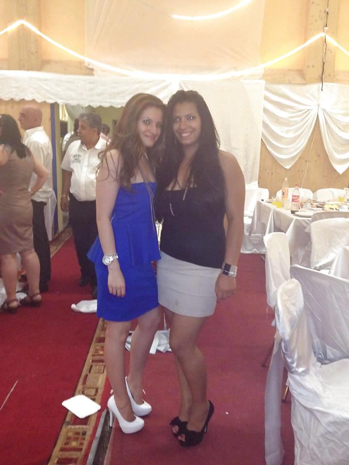 16P Turkish Girls! Which one is a pornstar?