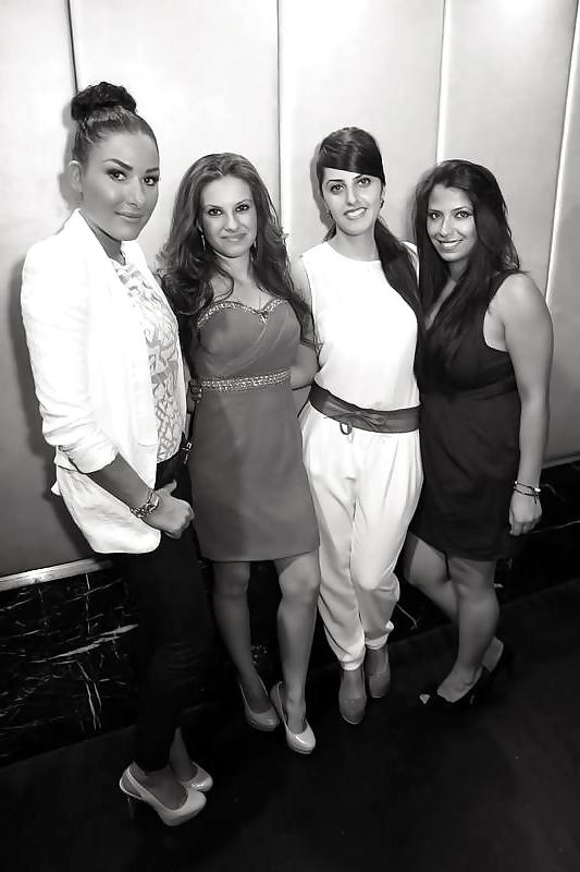 16P Turkish Girls! Which one is a pornstar?