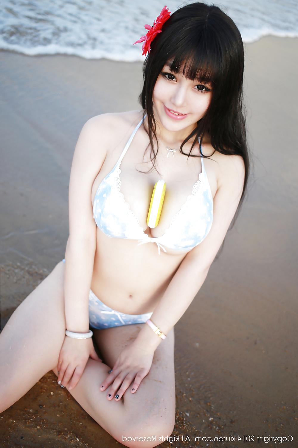25P Sexy asian babe