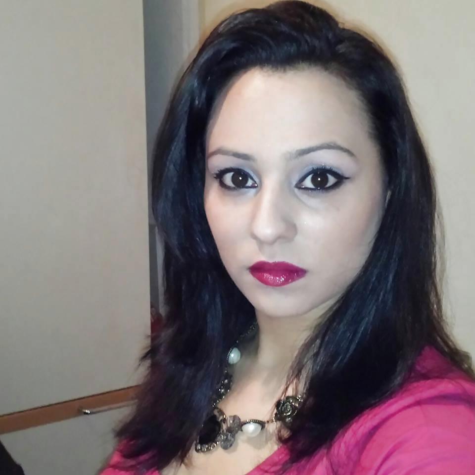 13P Turkish cleopatra eyes! On which face would you cum?