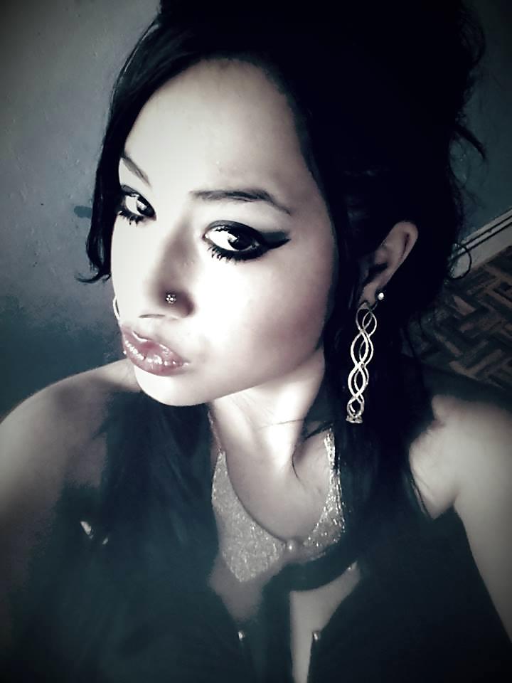 13P Turkish cleopatra eyes! On which face would you cum?