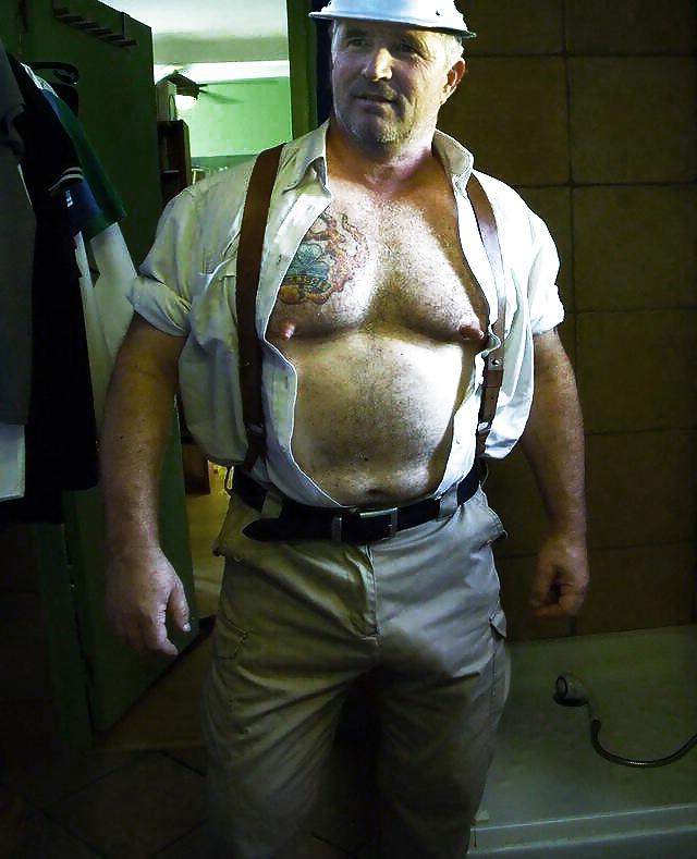 25P Nipple love