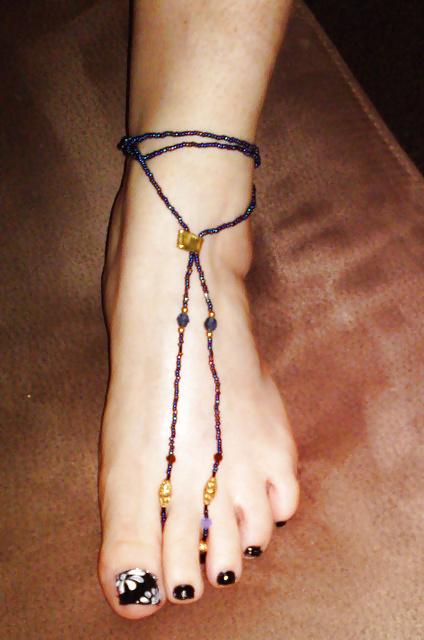 21P Feet And Legs