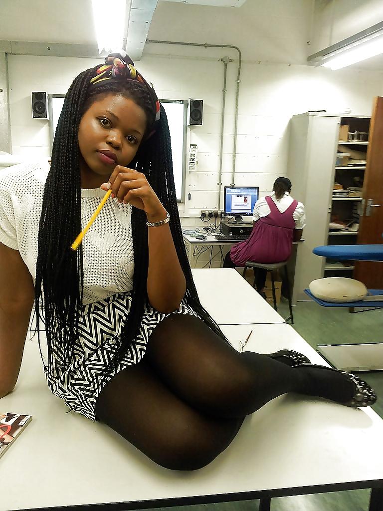 25P DAMN!  I just LOVE black girls in pantyhose! 