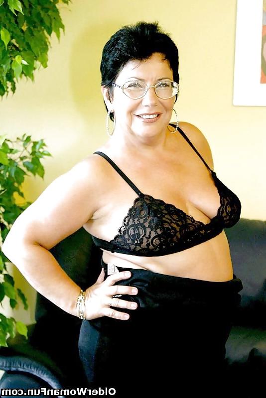 16P 54 year old grandma Lena from OlderWomanFun