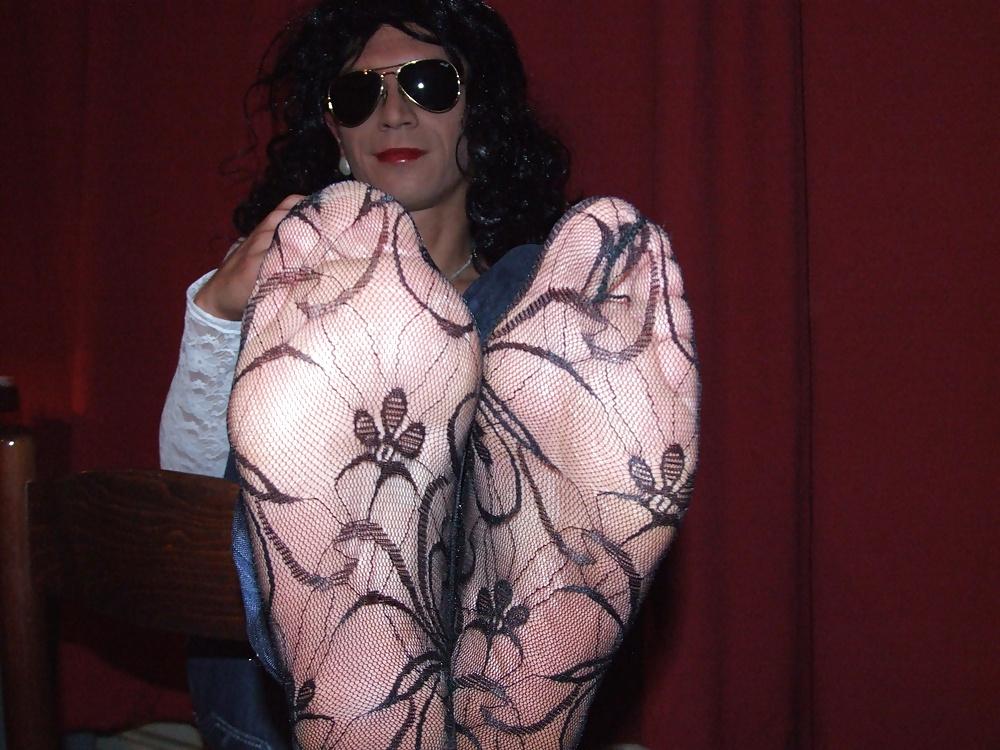 25P Amateur Transvestite Yvette black hair big cock