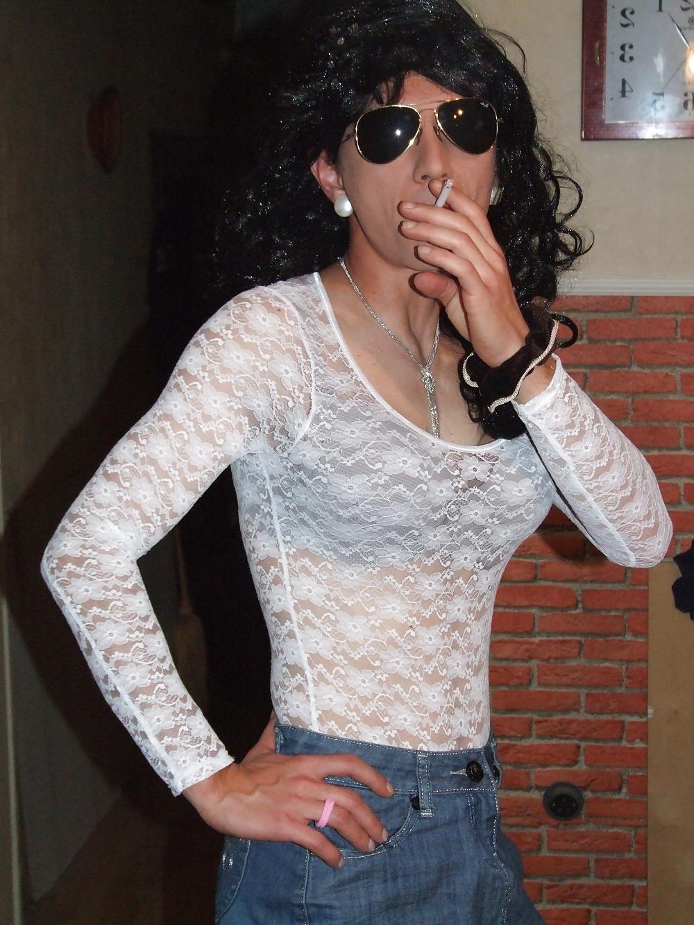 25P Amateur Transvestite Yvette black hair big cock
