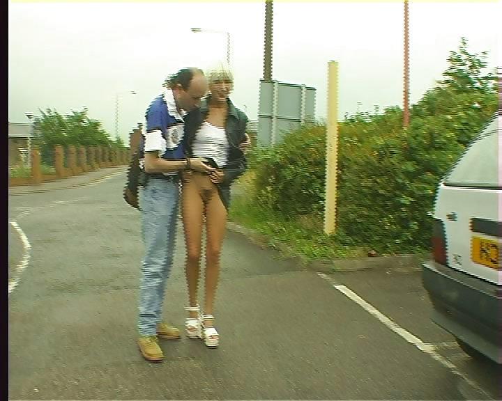 22P Whore Layla on public