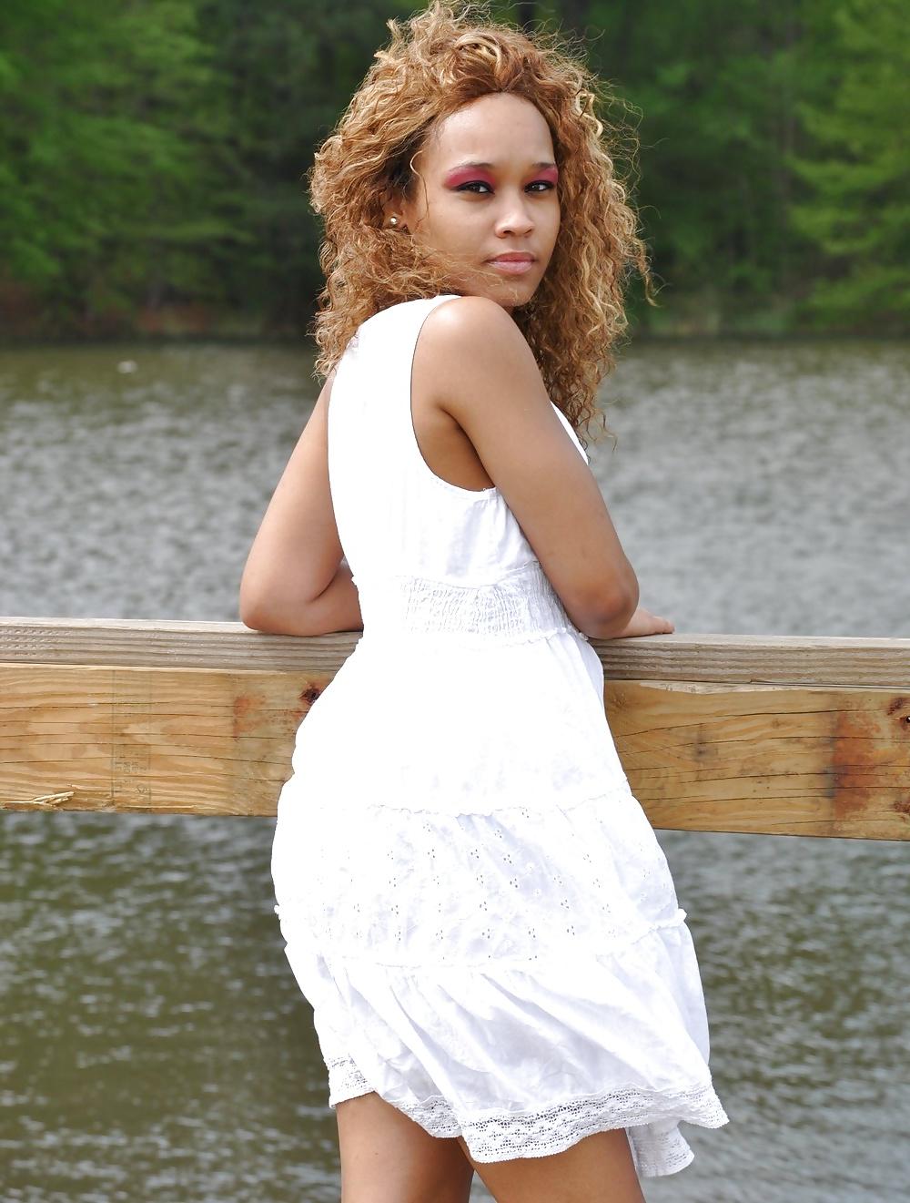 16P BLACK BEAUTIES VOL.15