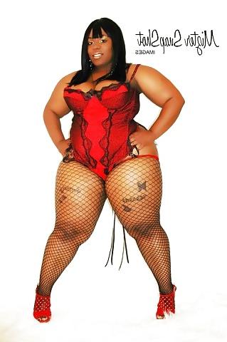 25P BBW Adult Entertainer #7 PradaThick