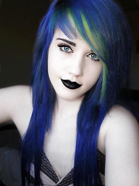 14P Gothic girls