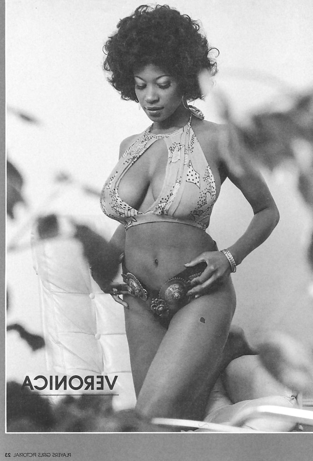 18P CLASSIC BLACK MILFS AND MATURES VOL.29