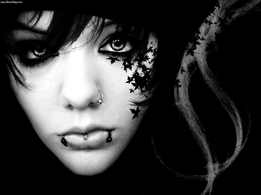 24P Art - Goth