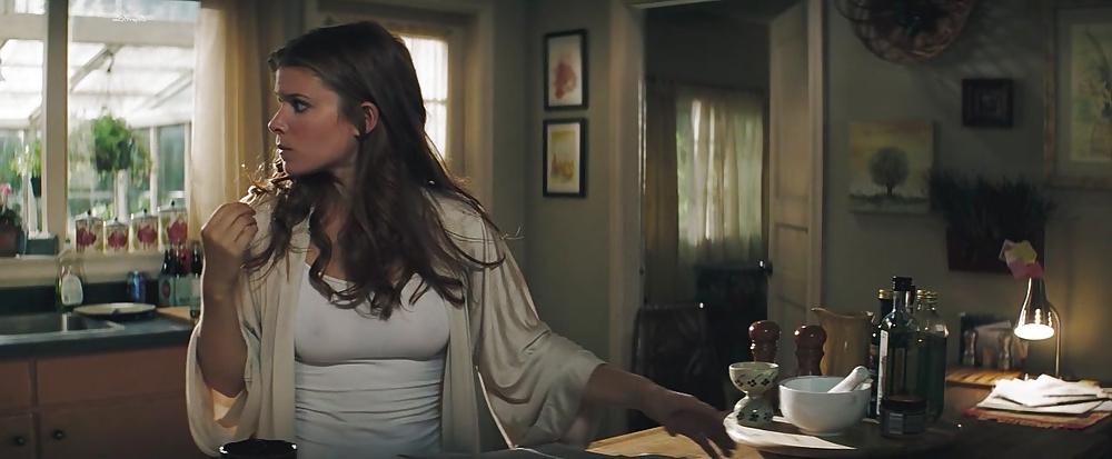 25P Cleavage & Stuff part.3