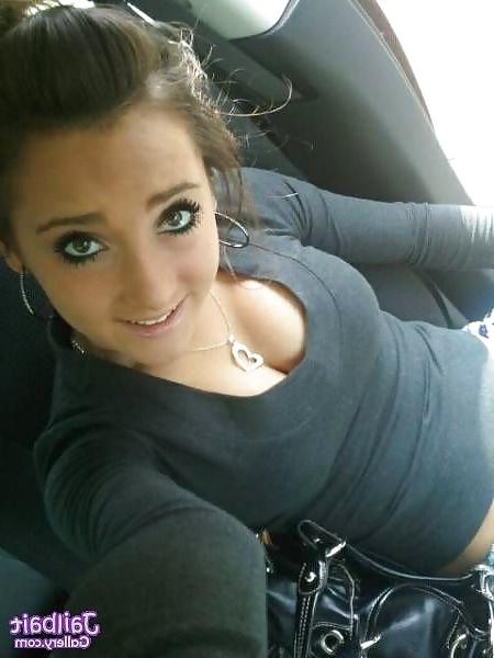 25P Cleavage & Stuff part.3