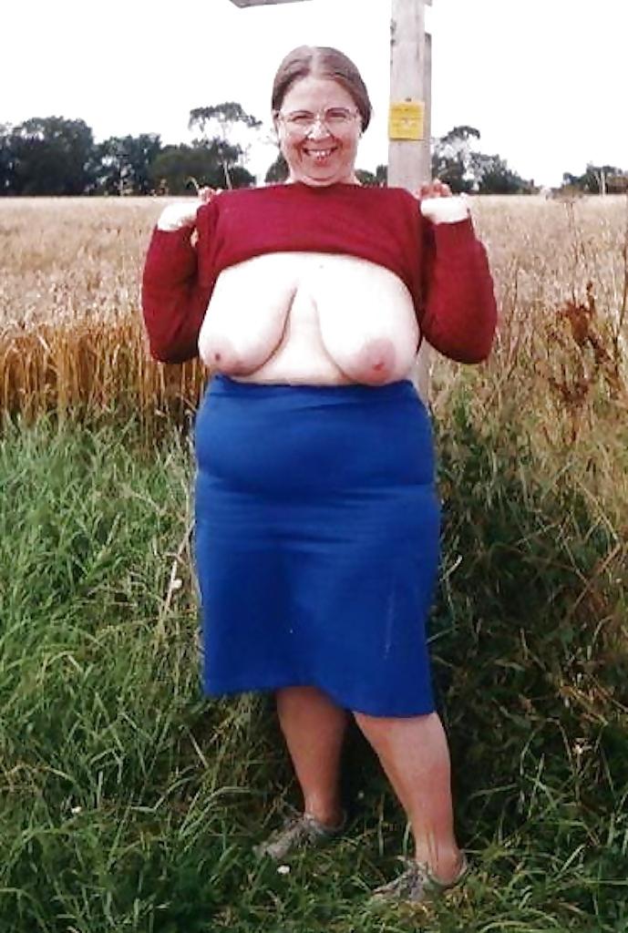 25P Grannies BBW Matures #81