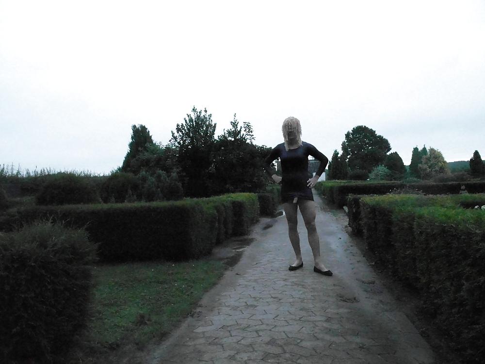 9P Waiting to give Outdoor Blowjobs Spend me ur CUM
