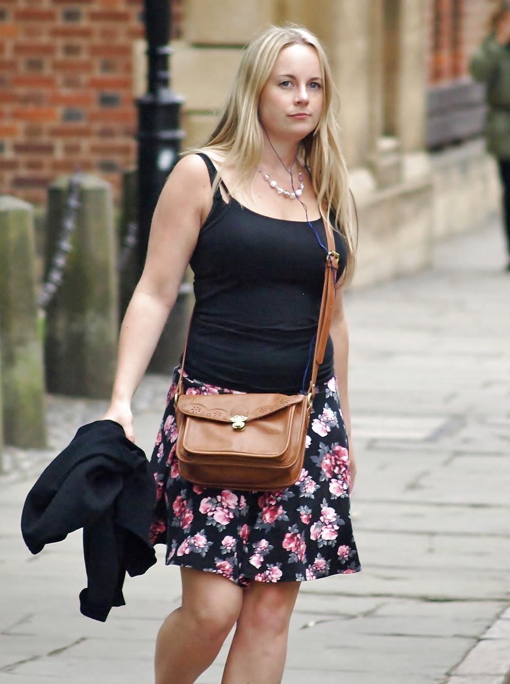 10P British Street