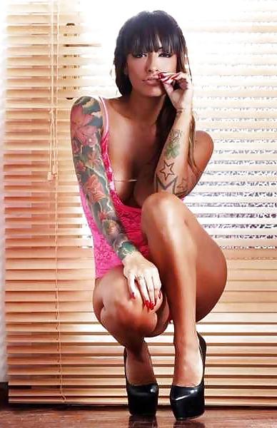 15P Tattoo girls 1 (not danish)