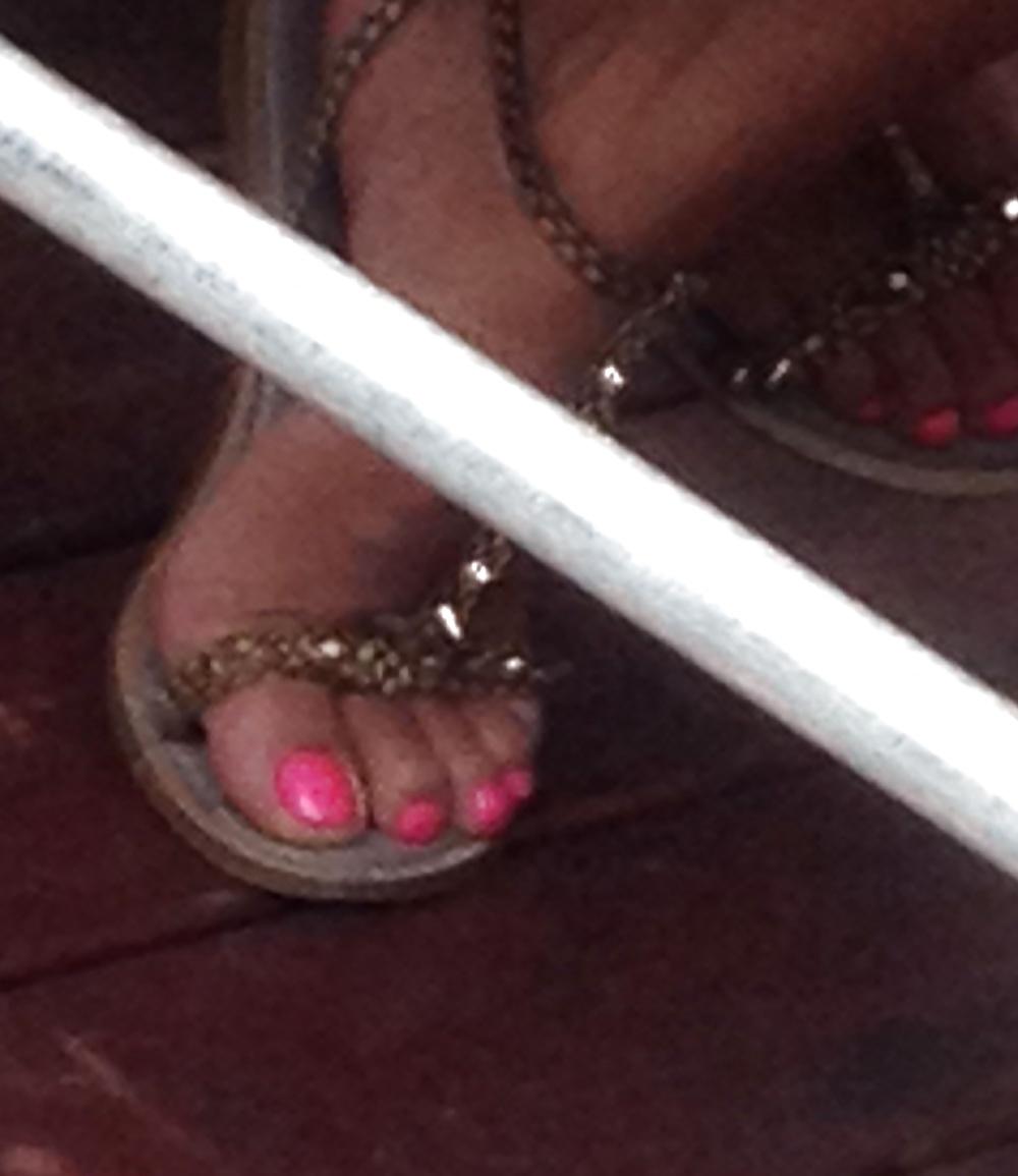 25P Foot fetish, Sandals, bare feet, toes3