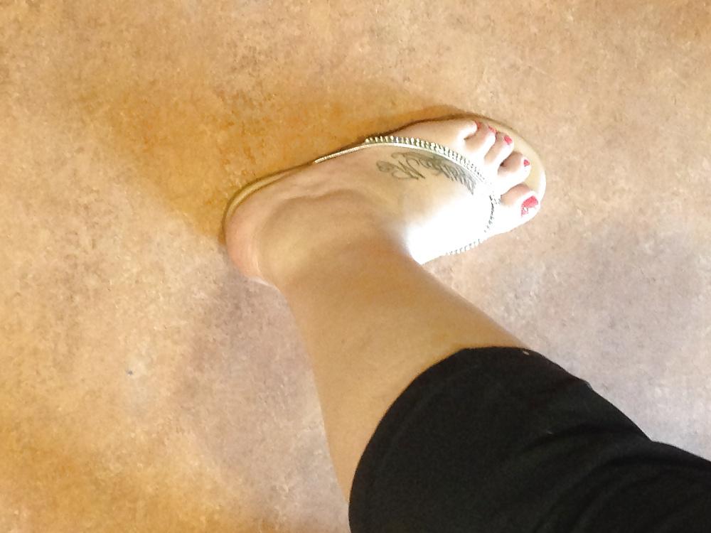 25P Foot fetish, Sandals, bare feet, toes3