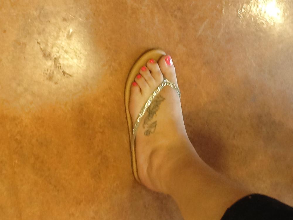 25P Foot fetish, Sandals, bare feet, toes3