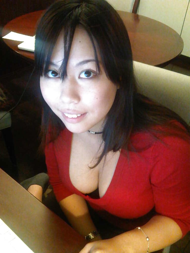 16P Asian Babe Big Tits Amateur part 2