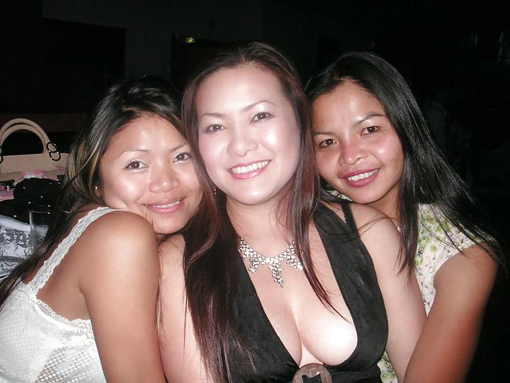 25P Sexy asian MILFS