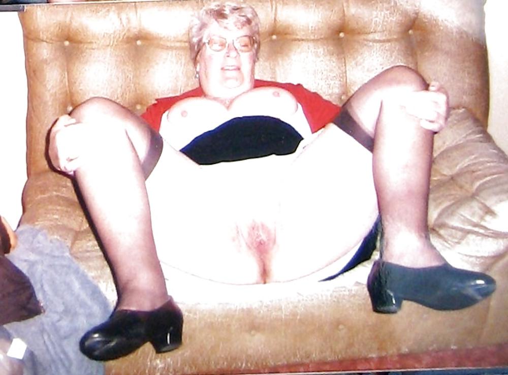 25P Grannies BBW Matures #82