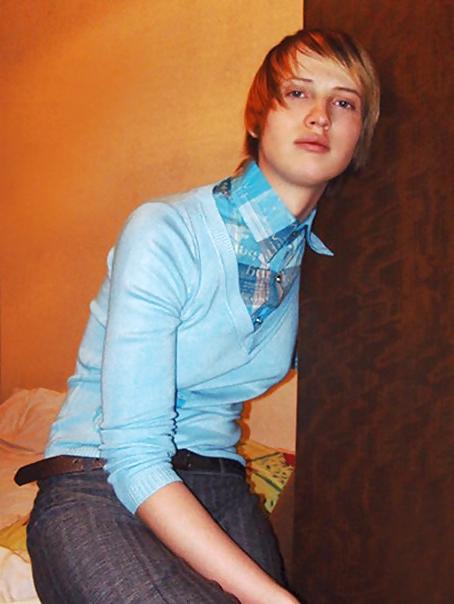 22P Soft, sweet, obedient tranny whore from Russia 