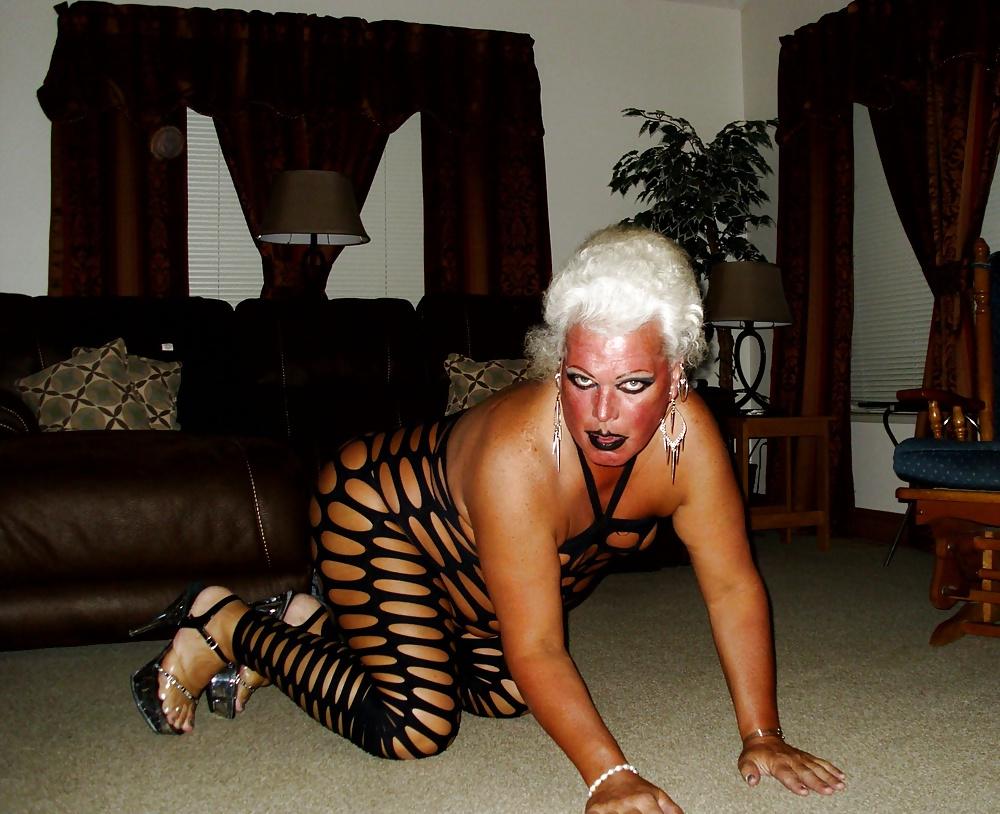 25P T-Gurl to T-Pig transformation