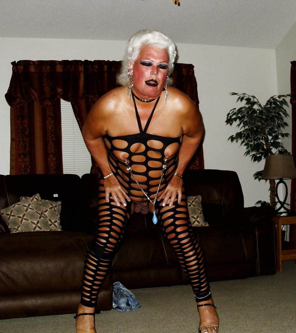 25P T-Gurl to T-Pig transformation