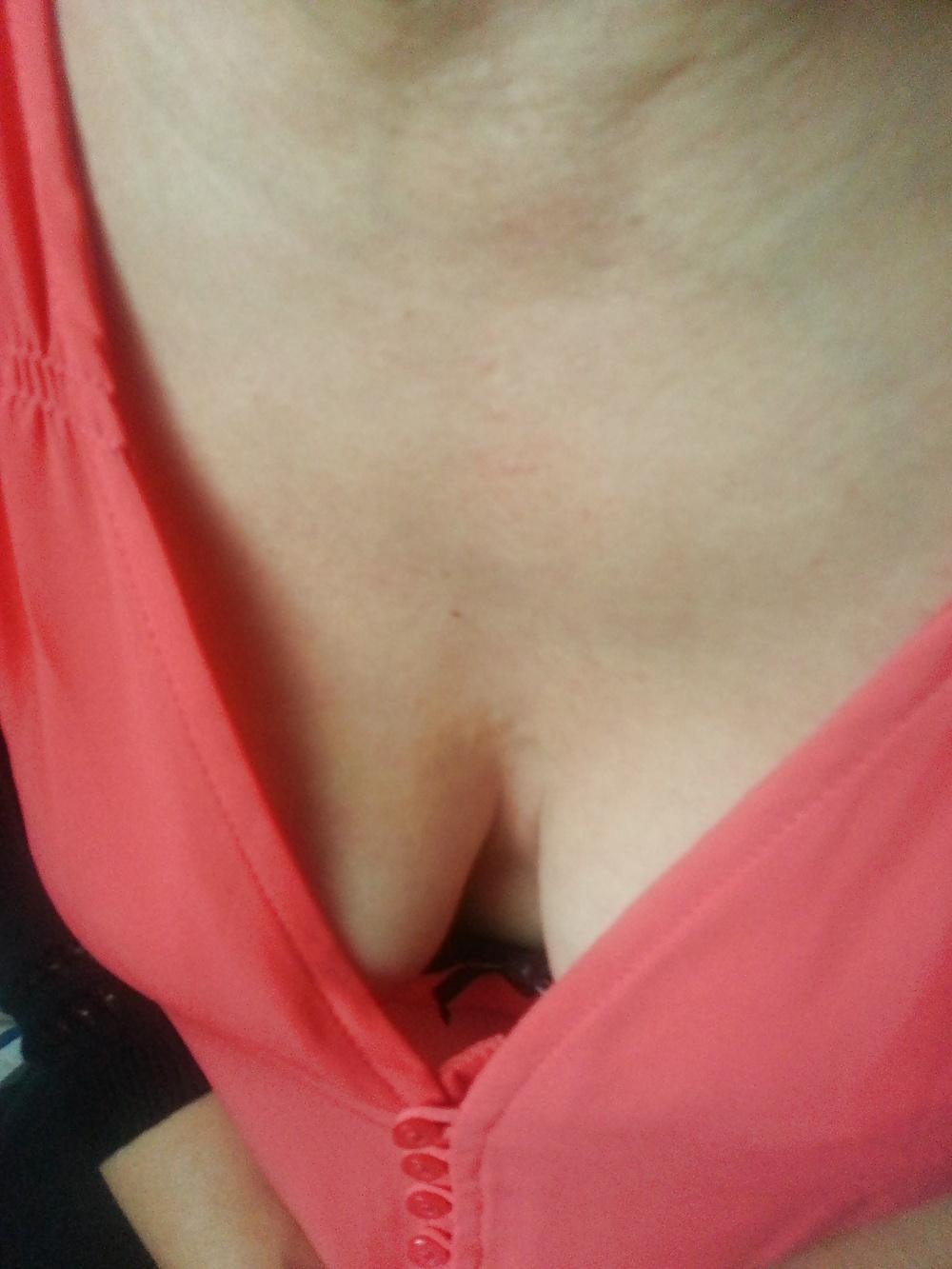 12P Open blouse and low cut top cleavage