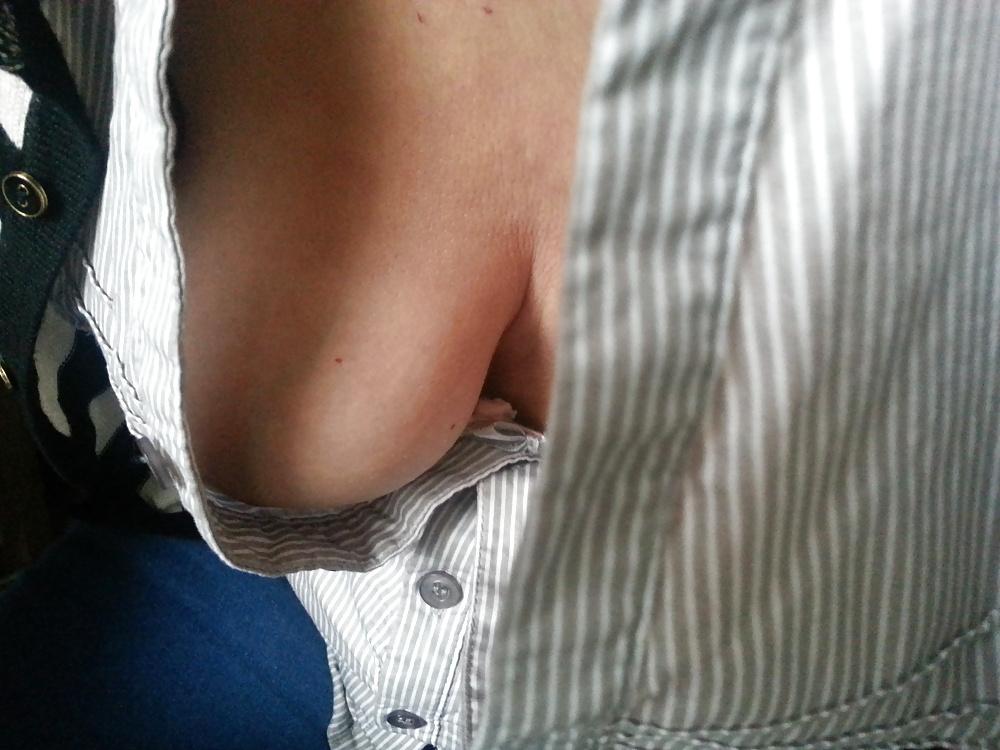 12P Open blouse and low cut top cleavage