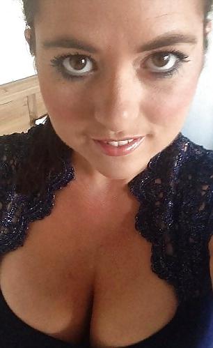14P Karen Danczuk (British Selfie Queen)