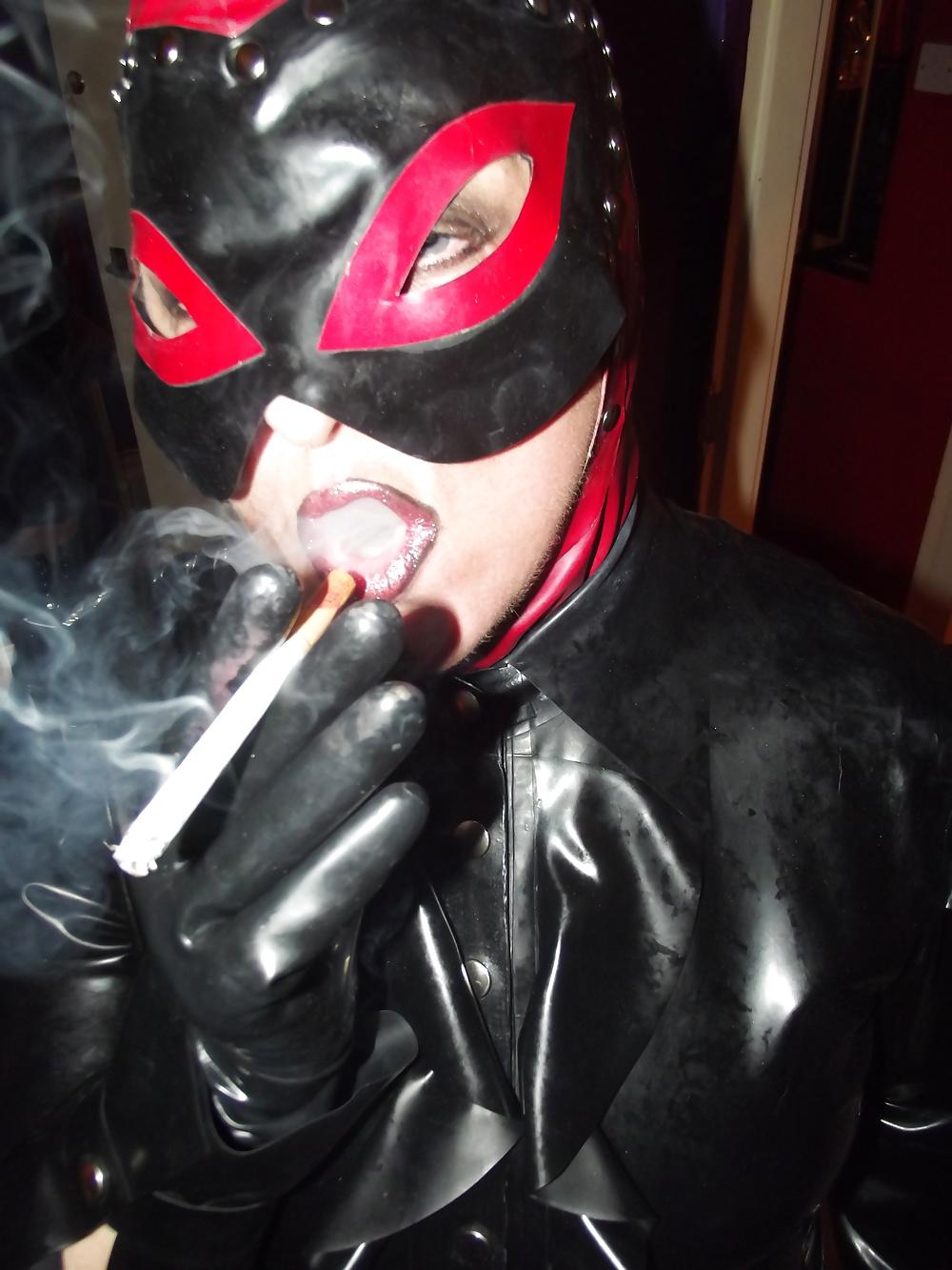 25P RUBBER MONDAY 