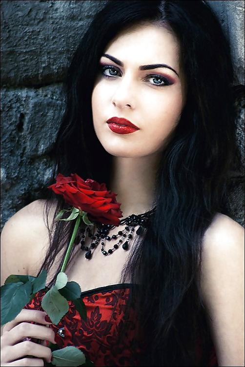 24P Gothic