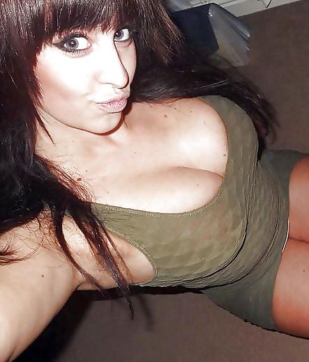 25P Sexy Cleavage 57