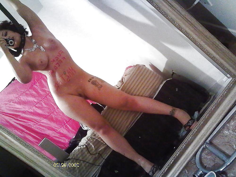 25P Well trained black slaves for White cock.